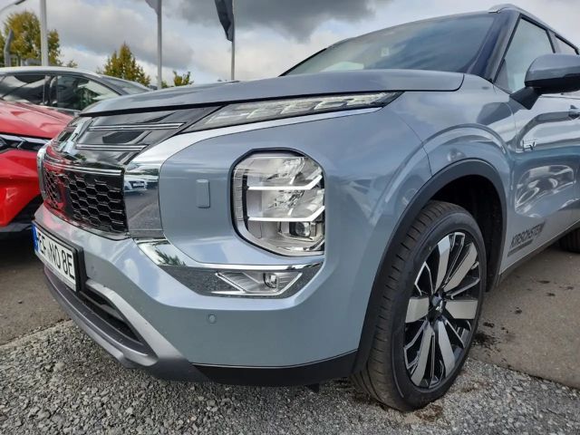 Mitsubishi Outlander 4WD