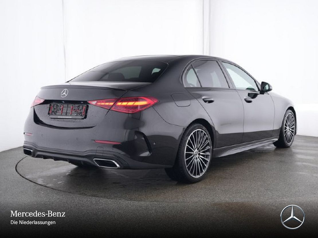 Mercedes-Benz C 180 AMG Line Sedan