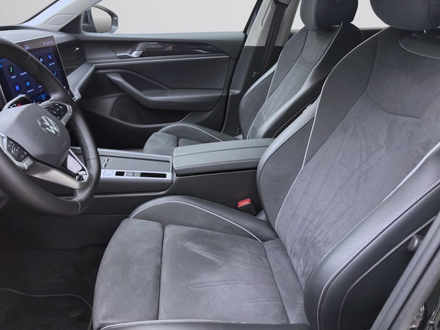 Volkswagen Passat 1.5 eTSI Business DSG Variant