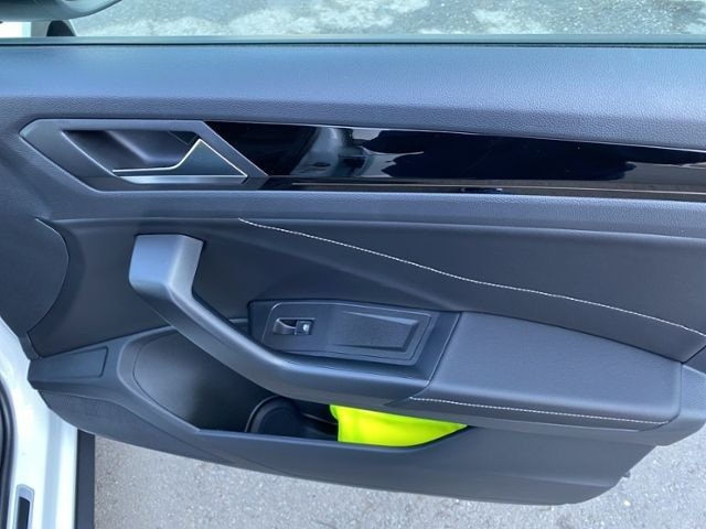 Volkswagen T-Roc T-Roc R-Line 1.5 l TSI DSG 410€ ohne Anz. R-Line