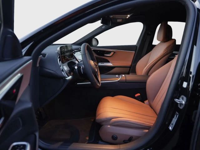 Mercedes-Benz E 200 AVANTGARDE E 200 d Sedan