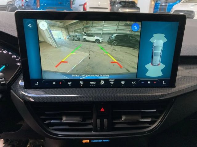 Ford Focus EcoBoost ST Line