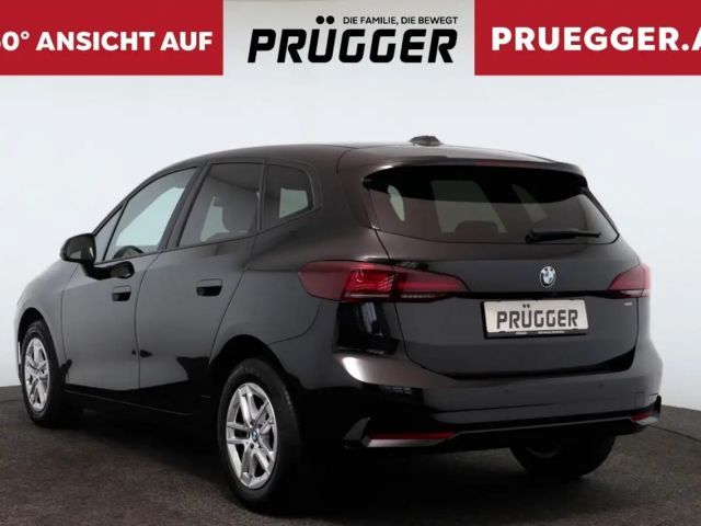 BMW 218 218d Active Tourer Sedan