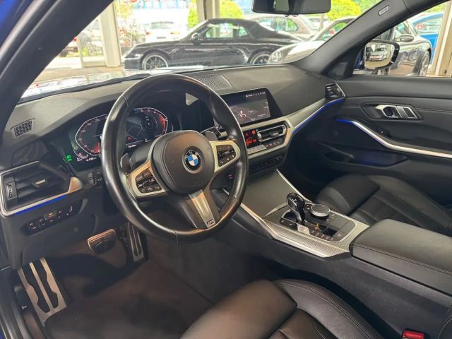 BMW 320 320d M-Sport Touring xDrive