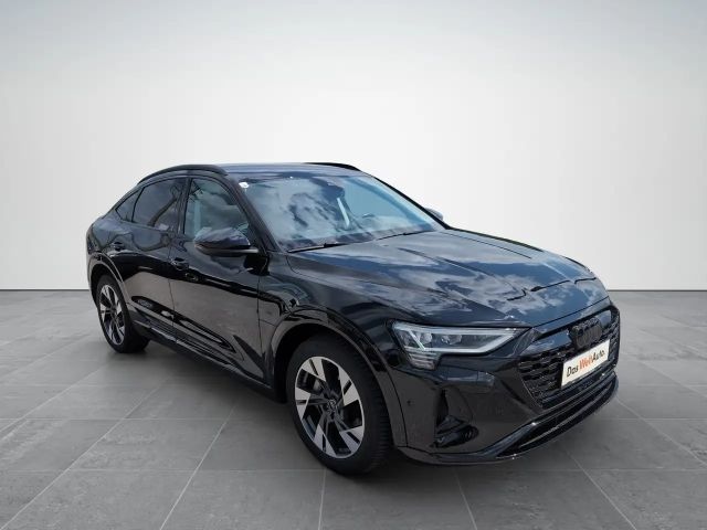 Audi Q8 e-tron 50 Business Quattro