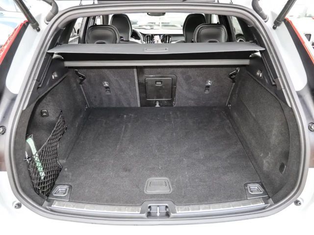 Volvo XC60 AWD Dark Ultimate