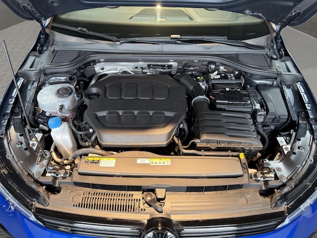 Volkswagen Golf 2.0 TSI Golf VIII