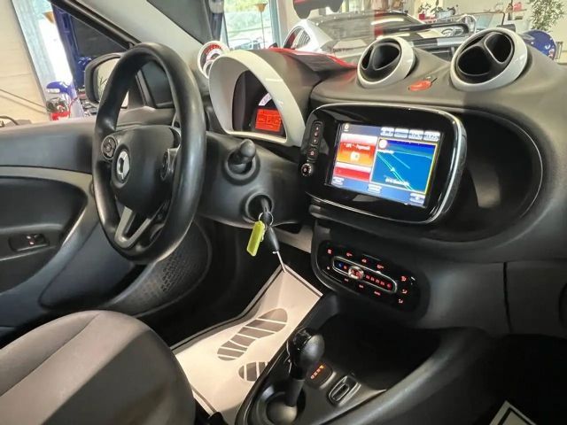 Smart EQ forfour 5tg. EQ 17,6kWh -Top Ausstattung