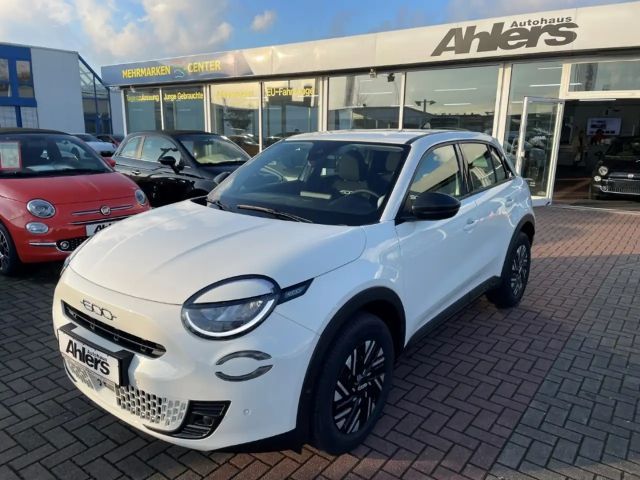 Fiat 600e +CARPLAY+KAMERA+TOTWINKEL+SITZH+KEYLESS+KLIMAAUTO+