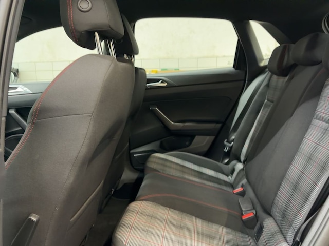 Volkswagen Polo 2.0 TSI DSG GTI