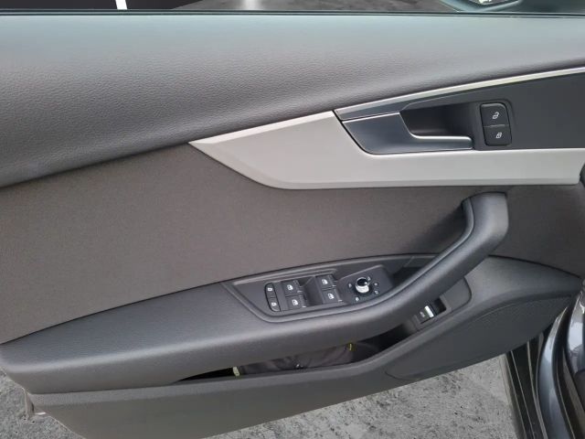 Audi A4 35 TDI Avant S-Line S-Tronic