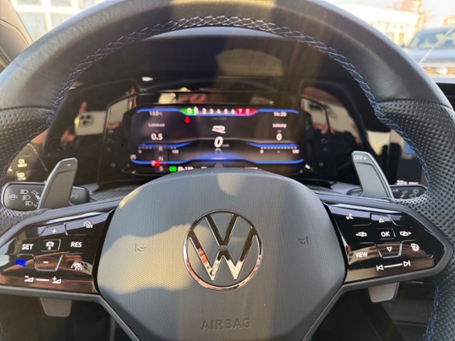 Volkswagen Golf 2.0 TSI Golf VIII