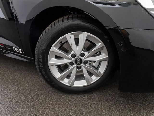 Audi A3 35 TFSI S-Line S-Tronic Sedan