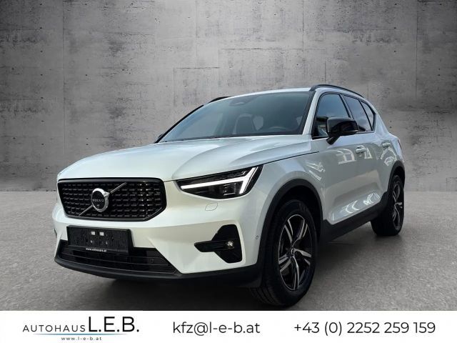 Volvo XC40 Dark Plus