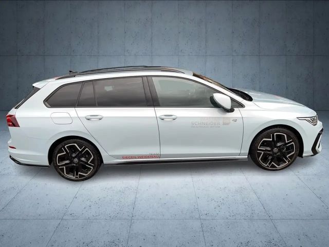 Volkswagen Golf 1.5 TSI R-Line Variant