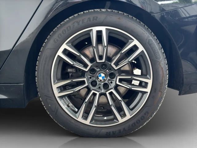 BMW 540 540d M-Sport Touring xDrive
