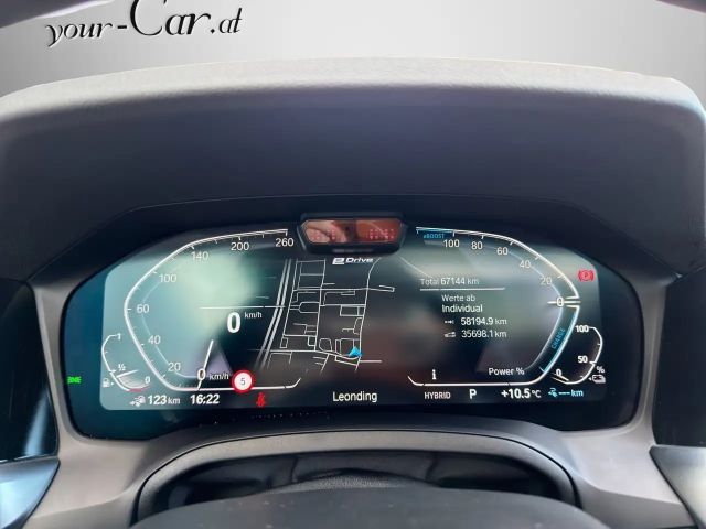 BMW 330 330e M-Sport Touring xDrive