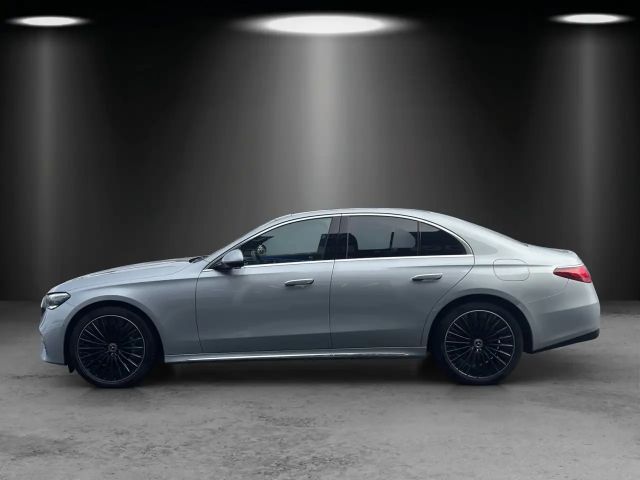 Mercedes-Benz E 400 4MATIC Sedan