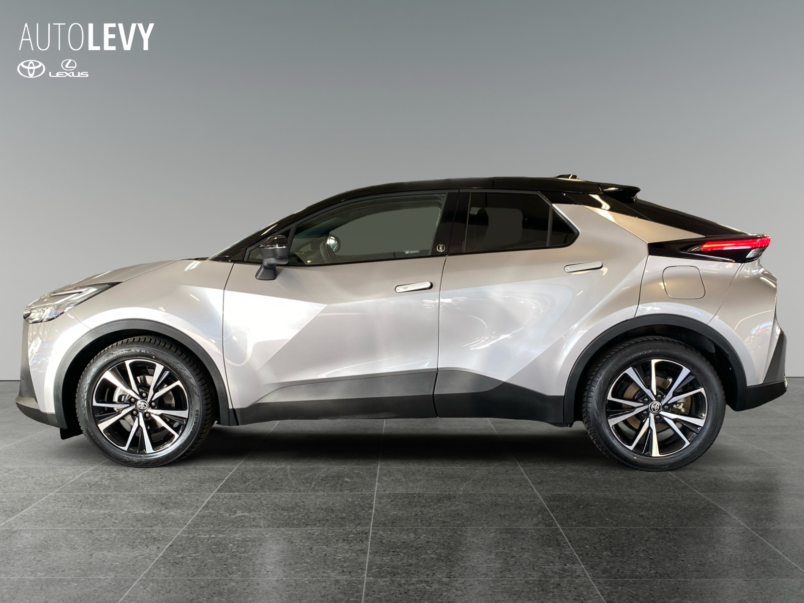 Toyota C-HR 5-deurs Team D Technik