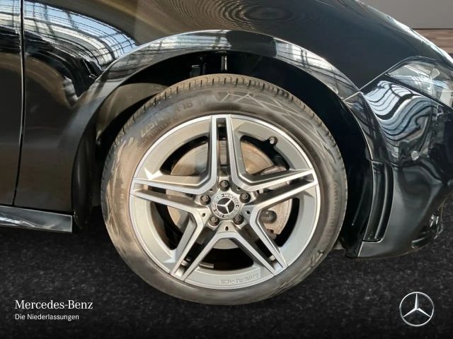 Mercedes-Benz A 250 A 250 e AMG Line