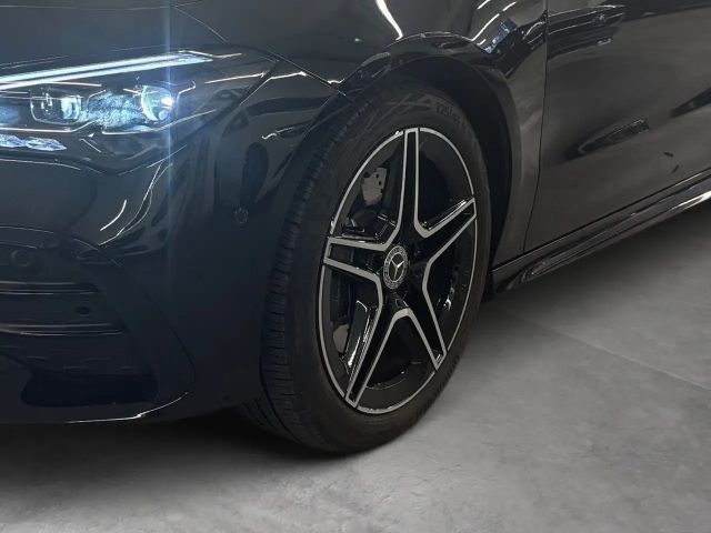 Mercedes-Benz CLA 200 AMG Line Coupé