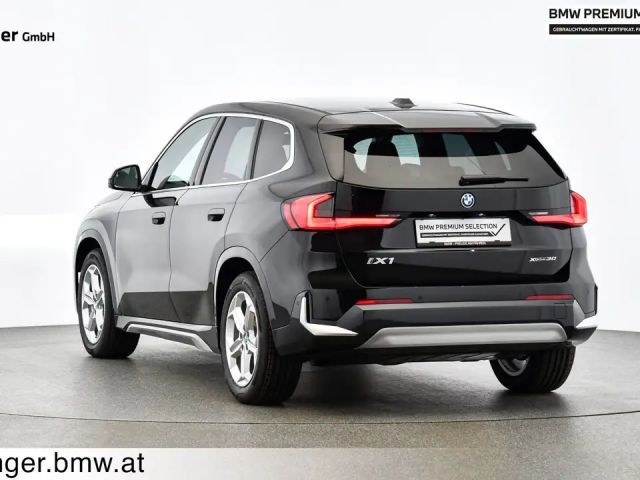 BMW iX1 xDrive30