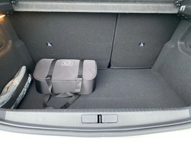 Peugeot E-208 GT-Line