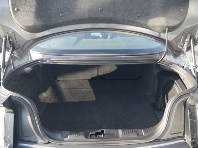 Ford Mustang Fastback GT 5.0 V8