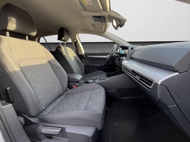 Volkswagen Golf 2.0 TDI DSG Golf VIII Life