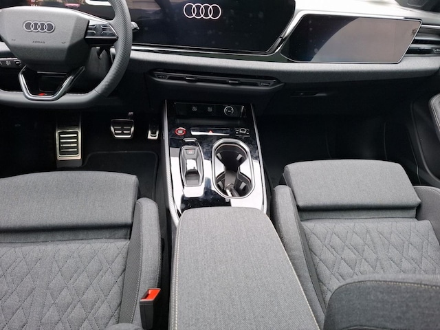 Audi A6 Avant Quattro S-Tronic