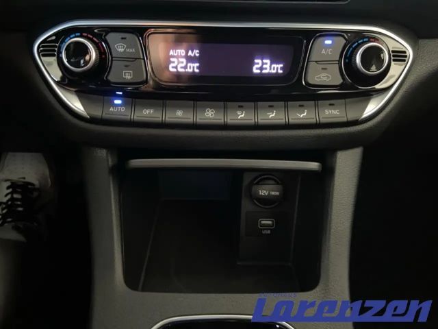 Hyundai i30 1.0 Connect T-GDi