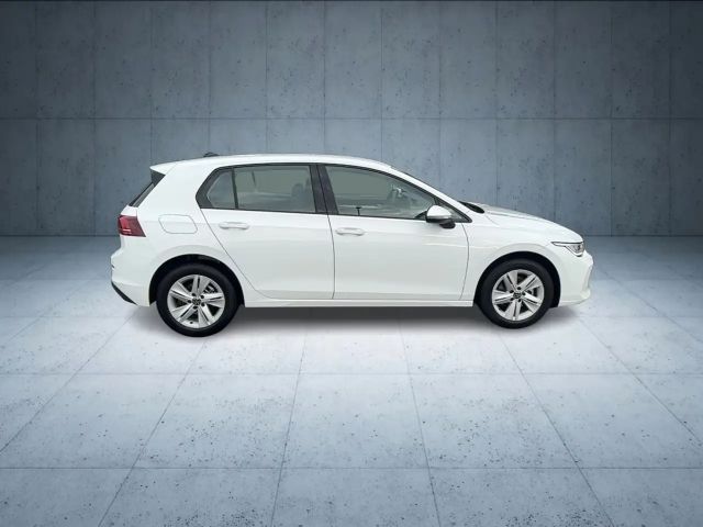 Volkswagen Golf 1.5 eTSI DSG Life