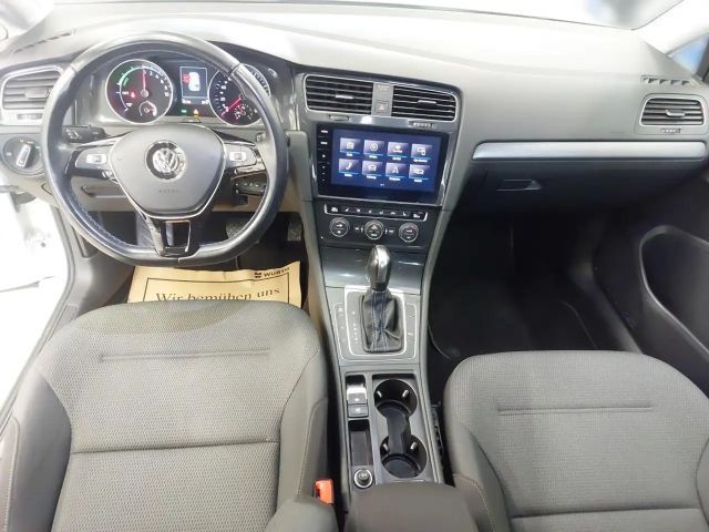 Volkswagen Golf e-Golf
