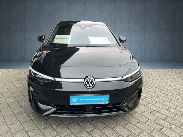 Volkswagen ID.7 IQ.Drive Pro