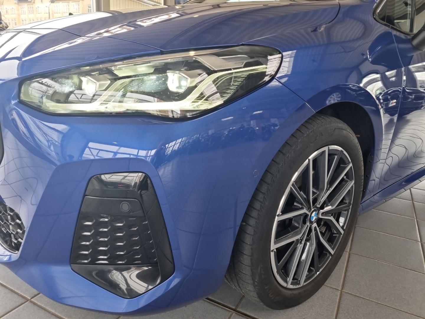 BMW 220 220i Active Tourer M-Sport