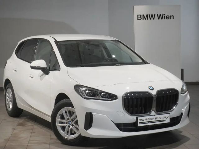 BMW 218 218d Sedan
