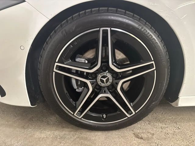 Mercedes-Benz A 180 AMG Line Hatchback