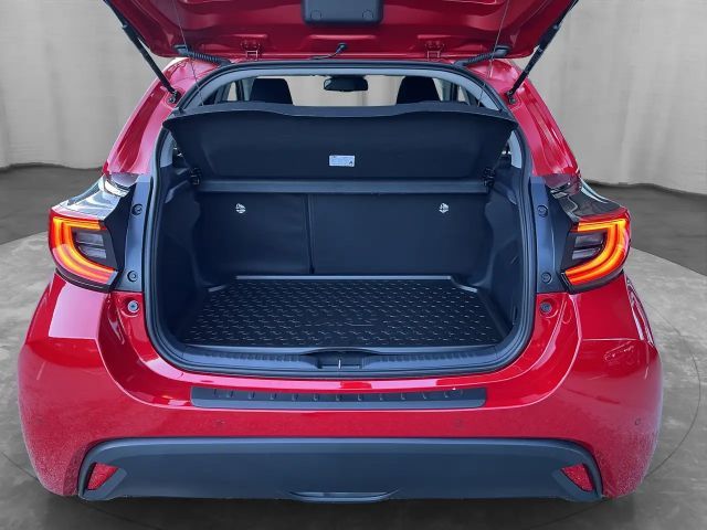 Toyota Yaris Active Hatchback Hybride