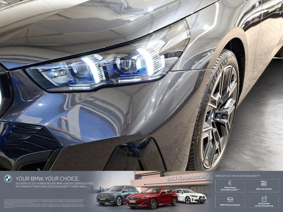 BMW i5 Touring eDrive40