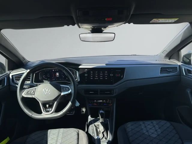 Volkswagen Polo 1.0 TSI DSG R-Line