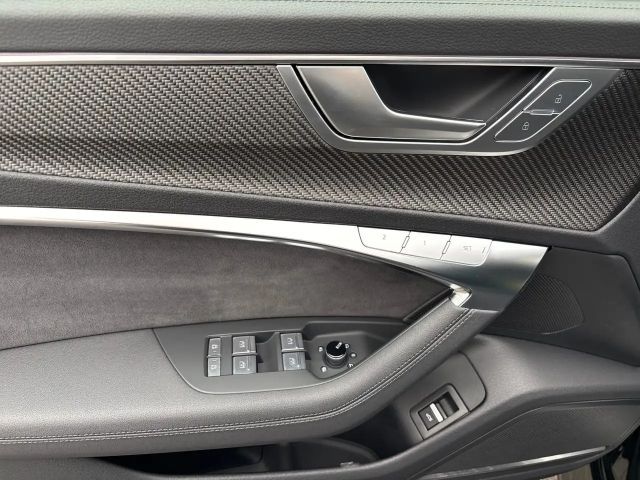 Audi RS6 4.0 TFSI Avant Performance Quattro