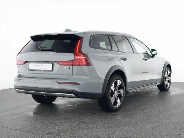 Volvo V60 AWD Plus