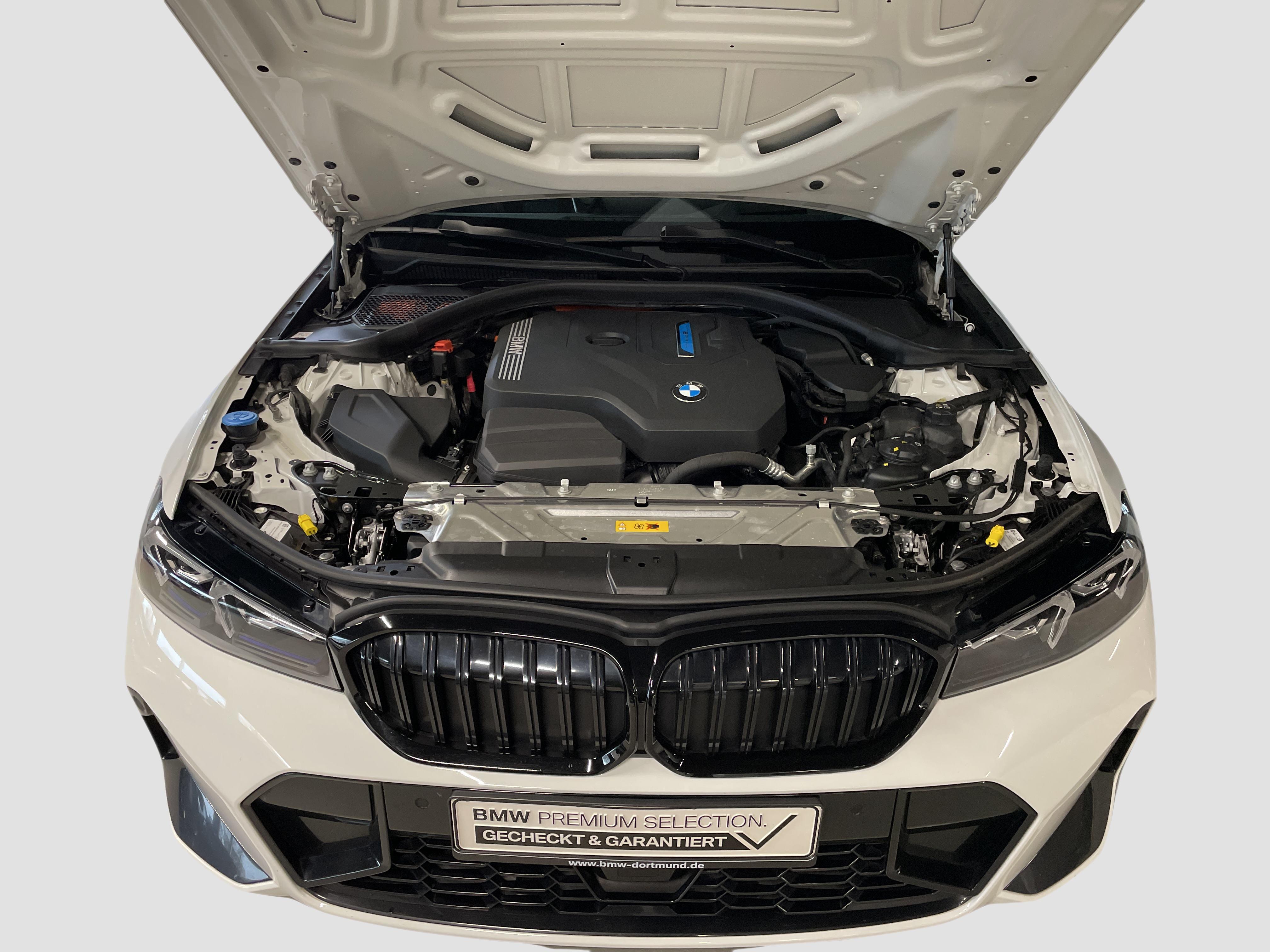 BMW 330 330e Touring