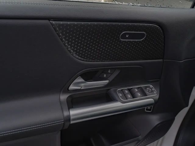 Mercedes-Benz B 200 Progressive