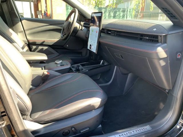 Ford Mustang Mach-E AWD Extended range