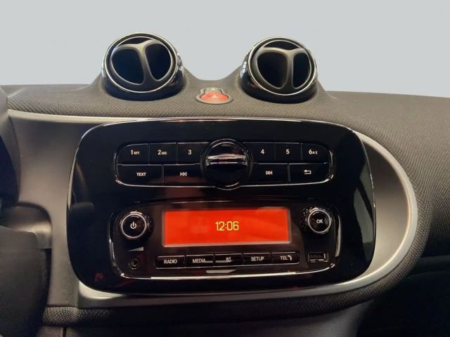 Smart EQ fortwo Cabrio Passion