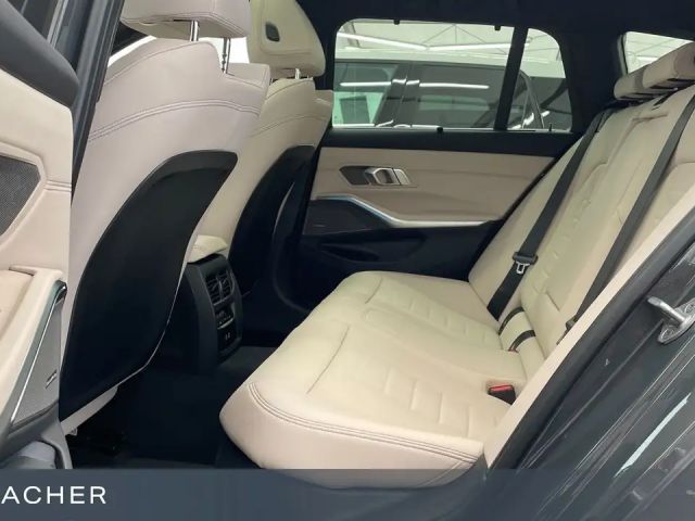 BMW 330 330e M-Sport Touring xDrive