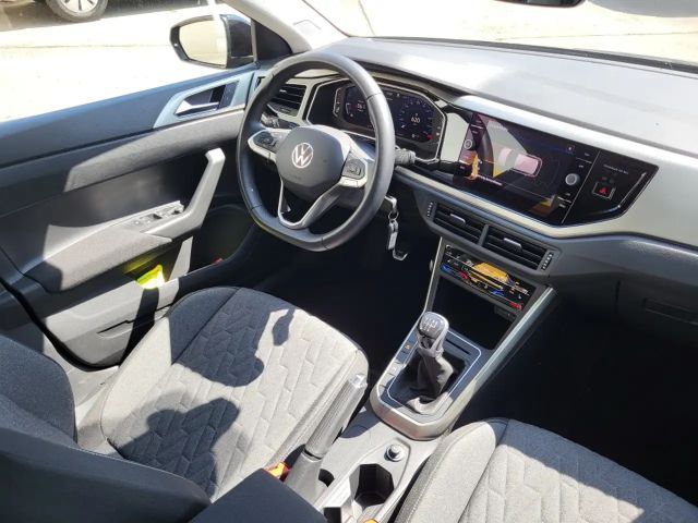 Volkswagen Polo Move