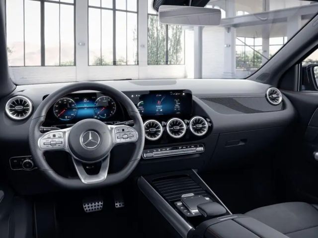 Mercedes-Benz GLA 200 AMG Line