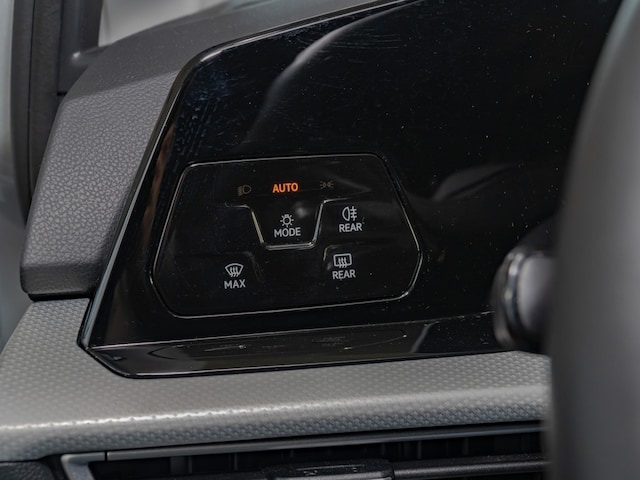 Volkswagen Golf 1.0 TSI Golf VIII Move Variant